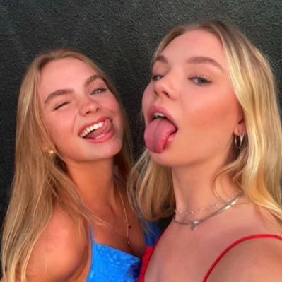 IRLDisplayer's profile picture. 