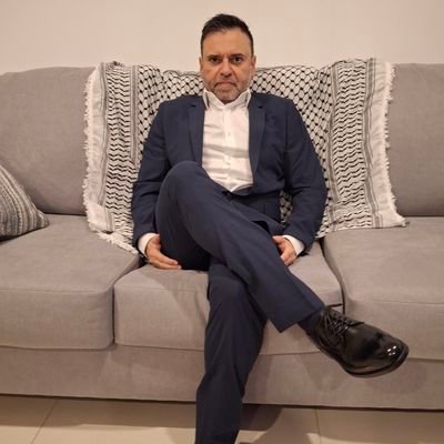 simangeo's profile picture. 