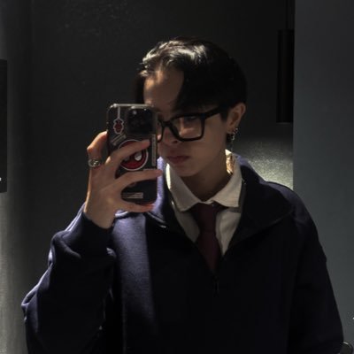 cool_Cucumber29's profile picture. should I kill myself ? or have a cup of coffee? she/they