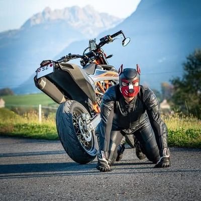 Naughtysonia_01's profile picture. Got The Best Dogs Ever!  Explore more on my wild taboo lifestyle...!🐕🐾