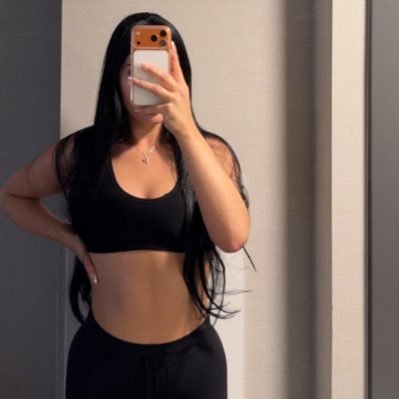 SelinaMikos's profile picture. 🔞| Upscale companion 💋 | Booking inquiries : (437) 446-8850 📲.