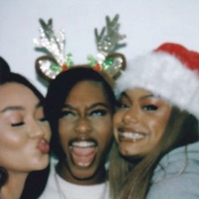 WHYNOTMOREFLO's profile picture. ⋆⁺₊❅.☃︎⋆⁺₊❅.