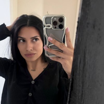 OliviaWill13048's profile picture. yes ive one :) brain