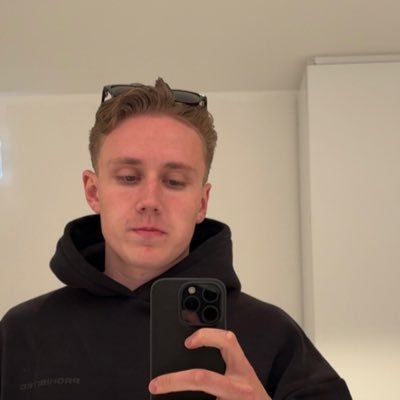 valtterihollmen's profile picture. 