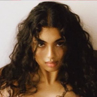 sialaterrrr's profile picture. thoughts & archives