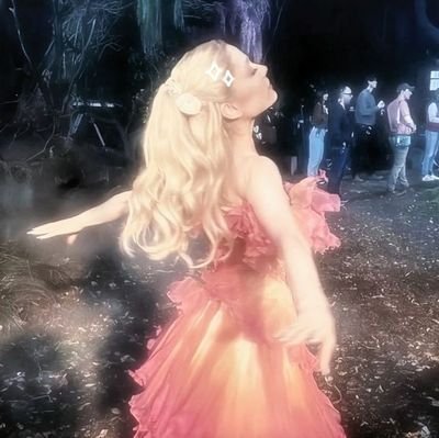 CerineCher97051's profile picture. Mileven and YilSer truther 💕💕