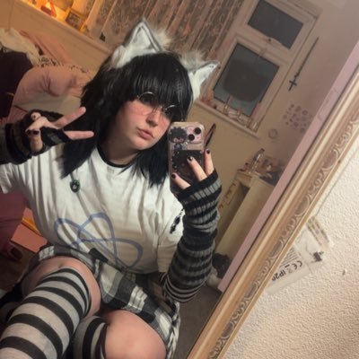 danganronhoe's profile picture. ✨AuDHD✨.lover of white haired anime men,MHA. LADs and kpop~ Priv;@dabiwhor3 || pfp by @rotteniguess✨💜