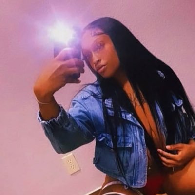 WAPWAPC's profile picture. content creator / foot fetish / joi