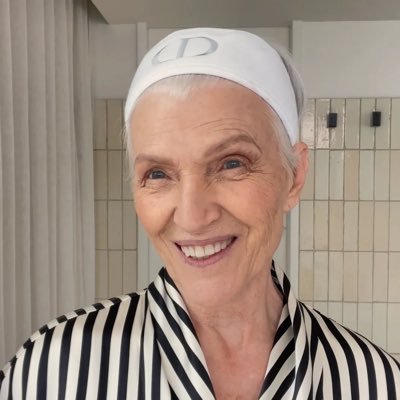 maye_musk__X1's profile picture. On behalf of my son Elon thank you so for your love and support 🥰