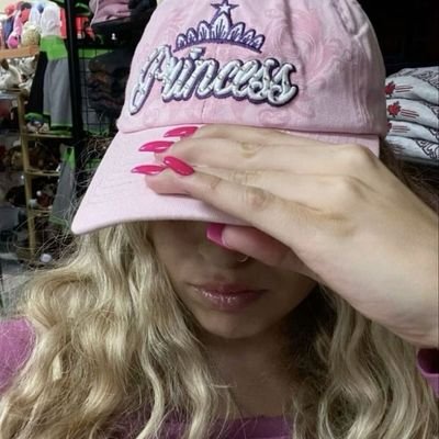 femmenies's profile picture. obsessed w asoiaf and lucemond