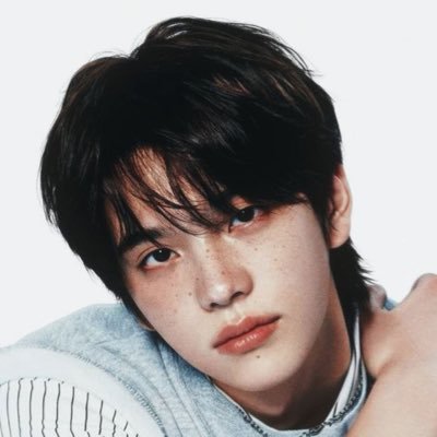 baesweb's profile picture. fan account