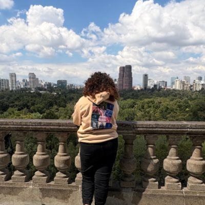 sofiaceratops's profile picture. The AHDH is strong in this one ⧗ This Barbie is a Msc. in Biochemical Sciences. || Vaquita Culada & Ravenclaw ✨