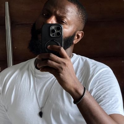 adrielchuka's profile picture. Seduce me with your weirdness