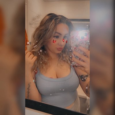 Charlottie197's profile picture. 28♡ 🇬🇧♡ Twitch affiliate ♡ 🏳️‍🌈 ♡ Weeb ♡ Rant acc: @charr_priv ♡ @Normohh is a little more than alright ig ♡ Strapping Young Lads ♡