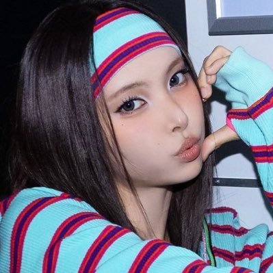 keniasad's profile picture. qn?