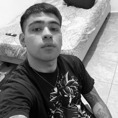 Tomasscoronel's profile picture. Tirale un caño a la vida y volvela loca ⚽
Siempre estaré a tu lado Boca Juniors querido.