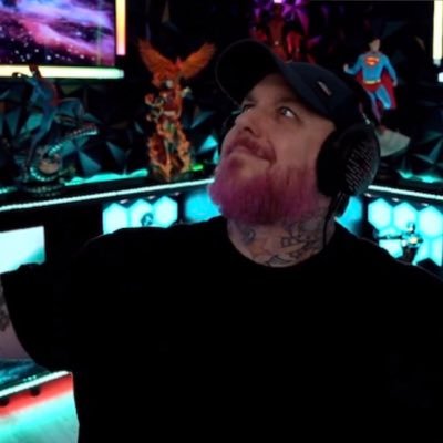 HeyItsRUFF's profile picture. KICK signed 1st CLASS Partner | @ROOBET Partner Code HEYITSRUFF https://t.co/zb27BX7AQZ 🔗LIVE https://t.co/gbm2OUWiPe Linktree below ⬇️