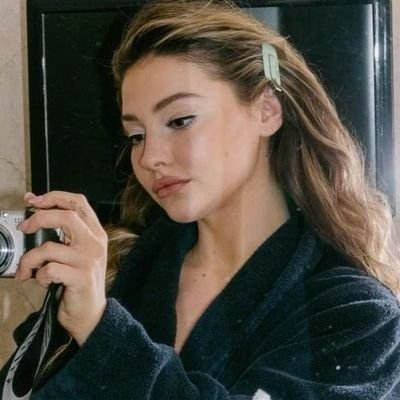 alicxss's profile picture. 