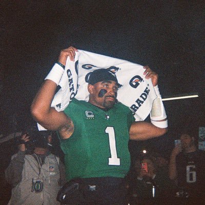 jamisaaa's profile picture. writer. filmmaker. layers