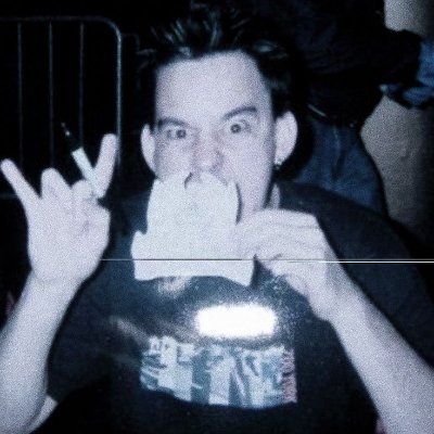 cryst4l_77's profile picture. Ela/dela
não sei oq escrever