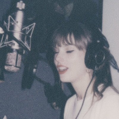 torturedshowmen's profile picture. All's Fair in Love and Poetry 🤍

          And so I was out of the oven

                    and into the microwave