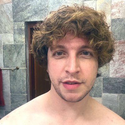 7celo's profile picture. ele/him/any 🌸 Praticante de DollyPartonismo e melhor amigo do Pilão. 🐝 Just watch me spark, I glow in the dark