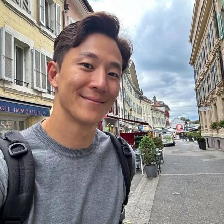 karthikGraja's profile picture. 