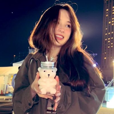 pradanorris's profile picture. that one girl that loves will smith (hockey) and lando norris a little TOO much