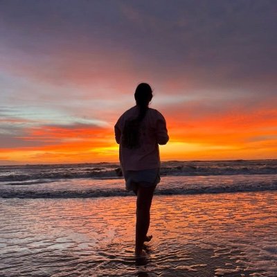 valkerie777's profile picture. 🌊Beach lover 🌅sunrise/set chaser✈️Traveler ☘️Shenanigan enthusiast 📚Bibliophile 🤪Sarcasm & silly memes 🐕‍🦺 Dog lover🦈 Shark tooth hunter🤓Teacher