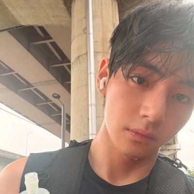 ibelongtopeupeu's profile picture. @BTS_twt || 𝐎𝐓𝟕 𝐀𝐑𝐌𝐘 ♡ || Bias: Tae & JK ☃️|| Bias wrecker: RM, Jin, Jimin, Yoongi & Hobi 🌷|| 𝓉𝑒𝒶𝓂𝓌𝑜𝓇𝓀 𝓂𝒶𝓀𝑒𝓈 𝓉𝒽𝑒 𝒹𝓇𝑒𝒶𝓂 𝓌𝑜𝓇𝓀 ꕤ