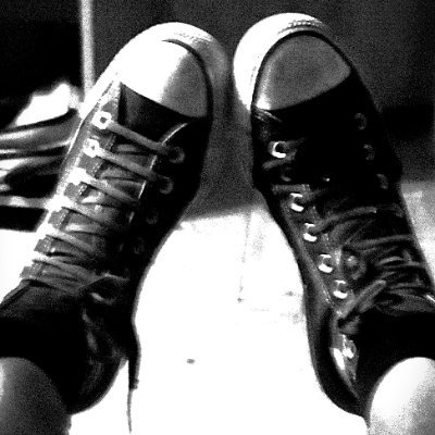 EnCamino13's profile picture. Periodista y Fotógrafo 🍉/ Y de la #UdeChile #CatDogLover #TéAdicto / Me gusta el Frío. Vegetariano, Inviernista y Nostálgico. / ANTIFA🏴🖤