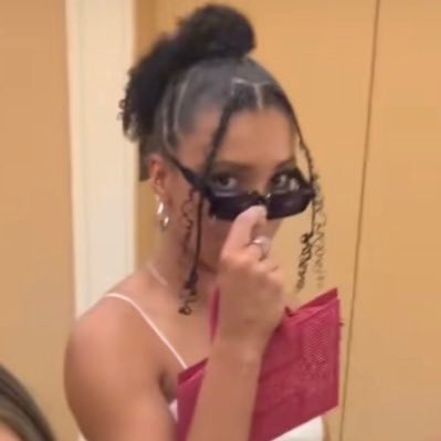 kooturi's profile picture. im just yapping