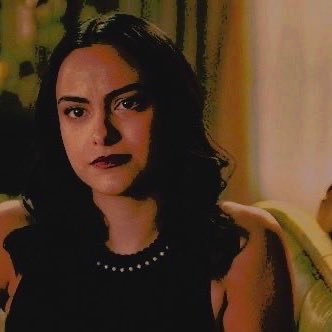 HarringtonLiv_'s profile picture. Steve Harringtons younger sister. part of #DivineKindred