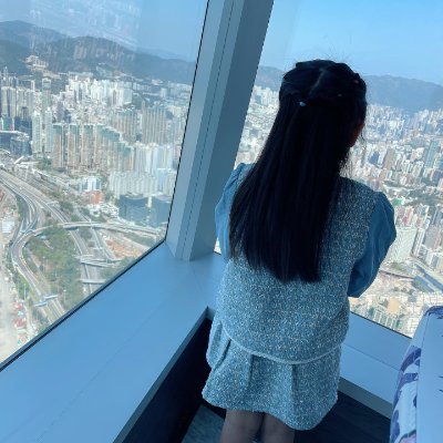 Emma19858tk898's profile picture. You must bloom, regardless of the season.