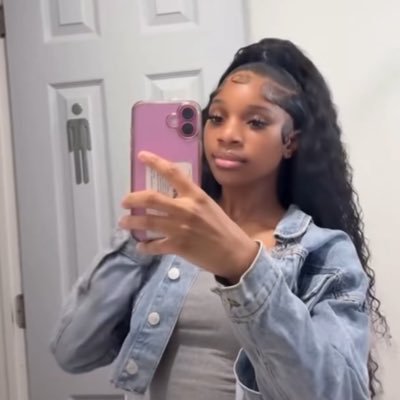 BONITAKOURT's profile picture. Here again ? IG: @bigniqqq_