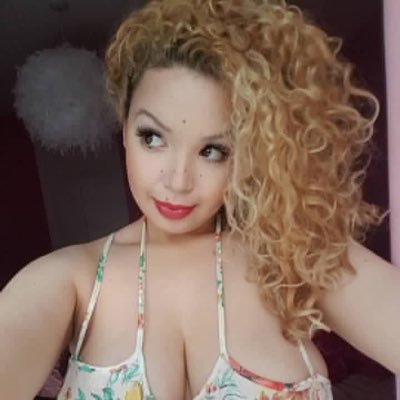 carolluna402's profile picture. fun ❤️‍🩹