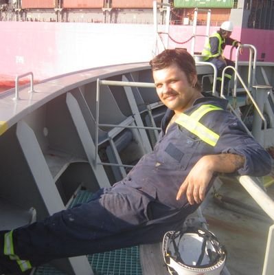 LudovicVanhove's profile picture. Marin au long cours ⚓