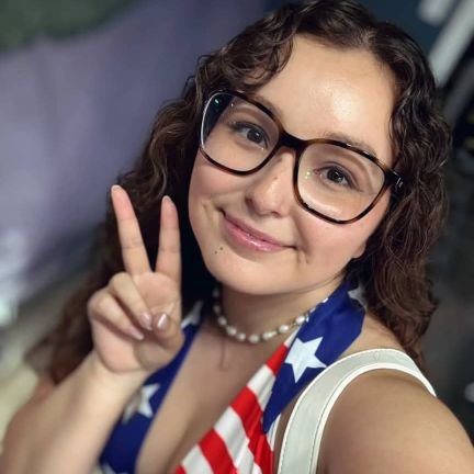 Becky1756541's profile picture. 