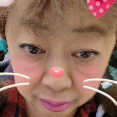 emihanagdnoyome's profile picture. スマートフォン2台で書いてます。
北朝鮮とロシアのクオーターで、セブンイレブンのパートさん
🌹日本のはな
(*^^*)🌹🌸
https://t.co/SxRiW9cNPU