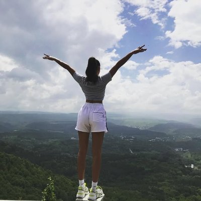 LongScarle58's profile picture. True freedom is choosing to be yourself in the face of adversity

I enjoy making new friends and replying to private messages.