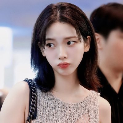 lesbiakgae's profile picture. half doomed and semi sweet