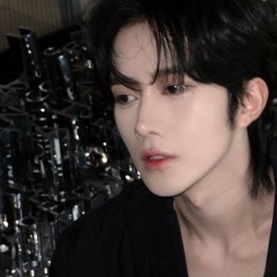 m4chra's profile picture. ✦ * 💭  ⊹ l0ving dewtee ⊹ xingqiu ⊹ poohpavel ⊹ wiliamest ︙💟