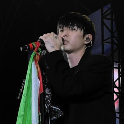 lostonlatrains's profile picture. (she/her) by all means, lead the way @eaJPark