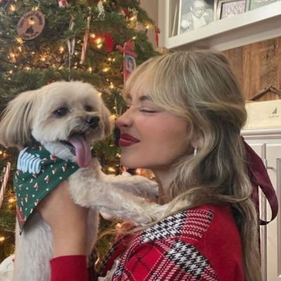 mansbestshowgrl's profile picture. @sugartalkinnn ...go put on some clothes!!!