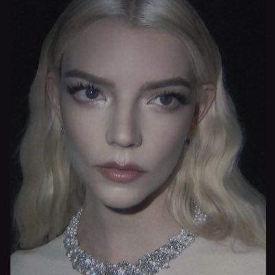 sinist3rgore's profile picture. 𐕣 horror movie enthusiast 𐕣 that one anya taylor-joy stan 𐕣 DBD 𐕣