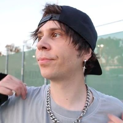 rubbMimii's profile picture. hi