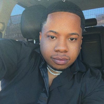 ThatBoiDWill's profile picture. I talk sports 🏈 #GigEm 👍🏾 My Squads Are The Aggies & Lakers …. Coach Prime/Shedeur Fan Also 🤟🏾