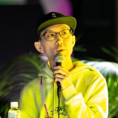 design_yusk's profile picture. 🖌イラストレーター | Adobe Community Expert ✨ #クリエイターズラッシュ!! 代表 | #サメフィーバー #シャチカツ(プロデュース担当)｜西宮市在住 ☕ 喫茶店巡り🍵日本茶ラバー✍️左利き文具好き 📩 お仕事・コラボのご相談はDMまで！