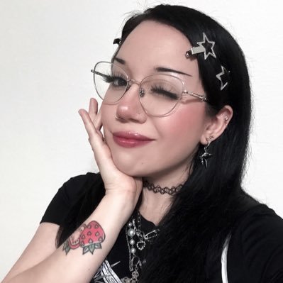 clefairykat's profile picture. ₍ᐢ˶• ⩊ •˶ᐢ₎ Digital Artist from STX🎀 I dabble in anime/videogame fanart🌸Sharing 1 brain cell with @_faultfracture (∩´͈ ᐜ `͈∩)♡