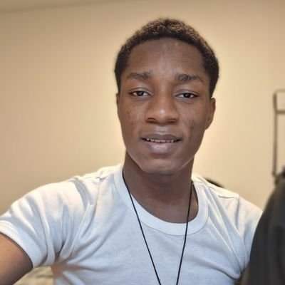 Renfrrd_AI's profile picture. 